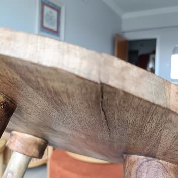 Aldığım Sehpanın Ahşabında Kısa Sürede Çatlama Oluştu