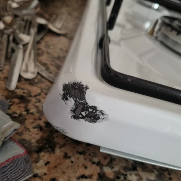 Aldığım Altus Ocak İlk Günden Beri Defolu Ve Güvenlik Riski Taşıyor