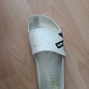 Satın Aldığım Terliklerde Hızlı Deformasyon Ve Yetersiz Müşteri Hizmeti