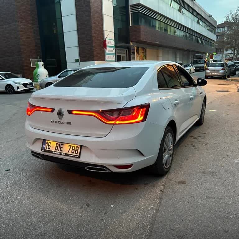 Kasko Cam Değişim Talebim Gereksiz Bahanelerle Reddedildi