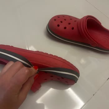 Kısa Sürede Açılan Crocs Terlik İçin Değişim Veya İade Talebim Cevapsız Kaldı