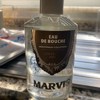 Kullanılmamış Gargara Şişesinde Böcek Benzeri Yabancı Madde!