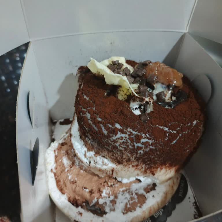 Teslim Edilen Pastanın Bozuk Gelmesi Ve Ücret İadesi Sorunu