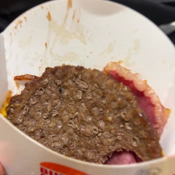 Burger King'den Gelen Texas Smokehouse Burger Menüde Beklenmeyen Kalite Sorunu Ve Hayal Kırıklığı!