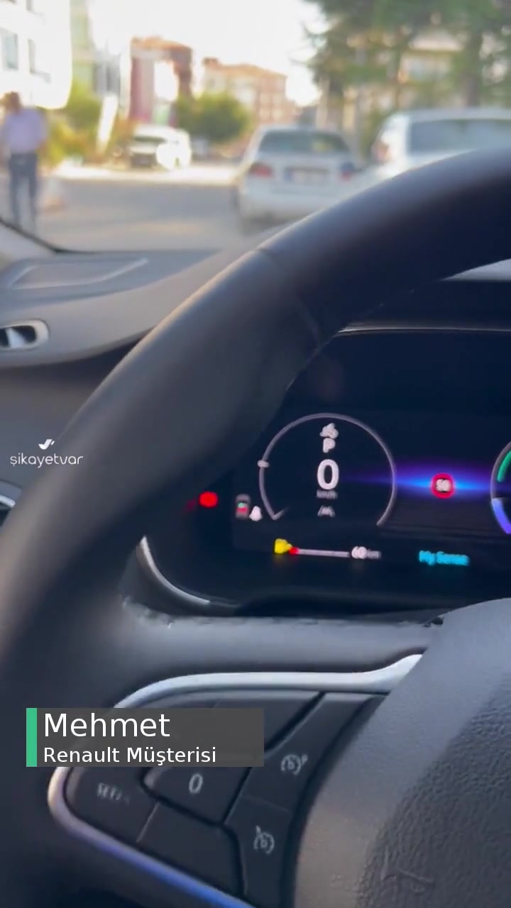 Sıfır Renault Megane Gıcırtı Ve Bozuk Hoparlör Mağduriyeti videonun kapak resmi