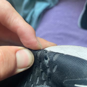 Kısa Sürede Yırtılan Nike Ayakkabı İçin Değişim Talebim Reddedildi