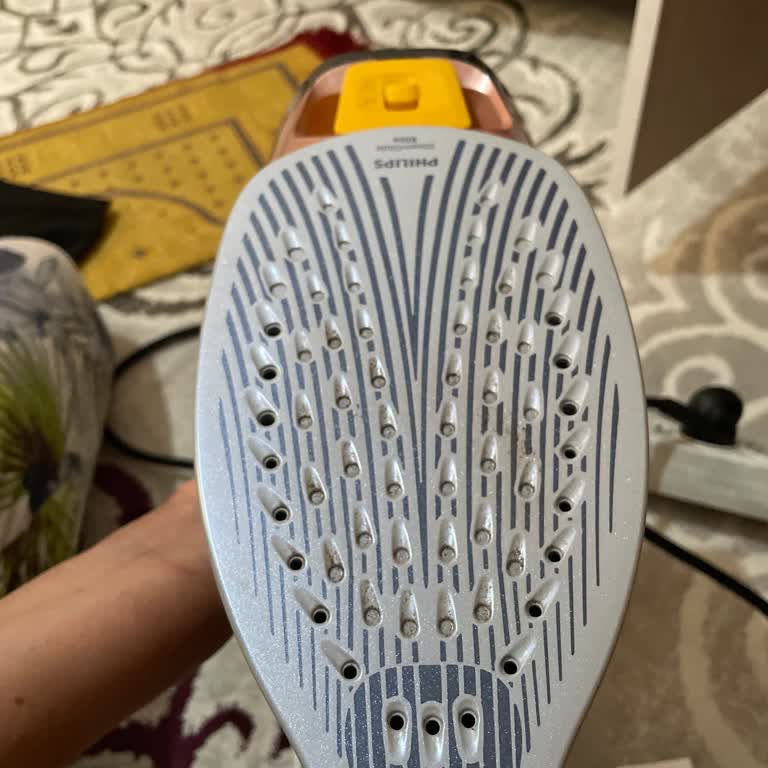 Philips 7500 Ütü Kıyafetleri Yakıyor, İade Talebim Var