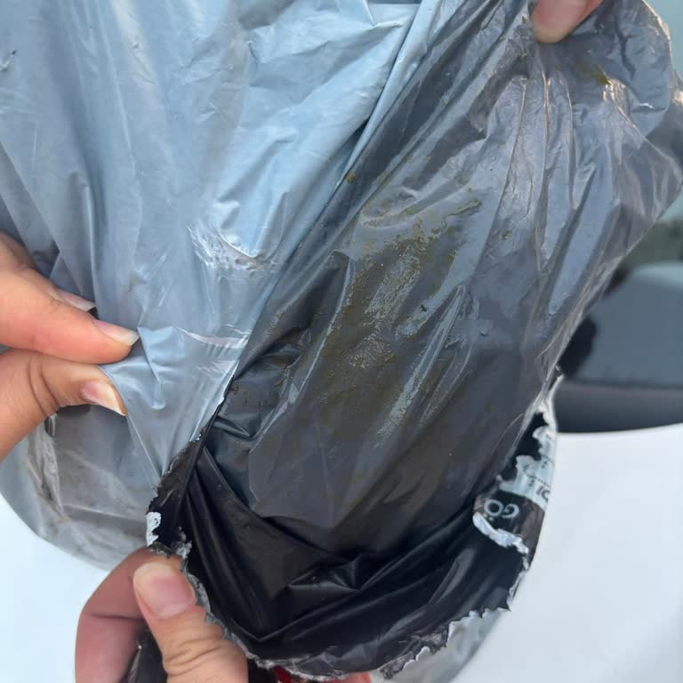 Kırık Ürün İadesi Sonrası Aynı Hasarlı Ürün Tekrar Gönderildi, Mağduriyetim Giderilmiyor