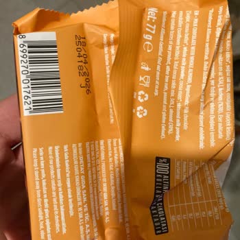 Çikolatadan Çıkan Büyük Badem Kabuğu Sağlık Riski Oluşturdu