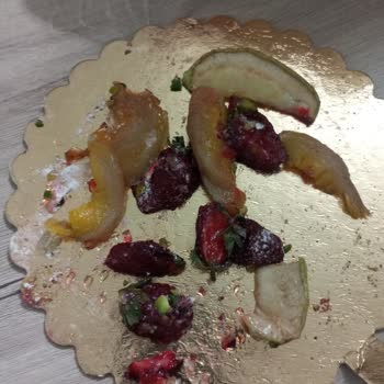 Tarihsiz Ve Bayat Yaş Pasta Satışıyla Karşılaştım