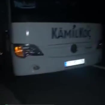 Kamil Koç Arıza Bildirim Otobüste Otobanda Bekliyor