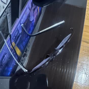 Gözlükte Tekrarlayan Vida Sorunu Ve Garanti Sürecinde Mağduriyet