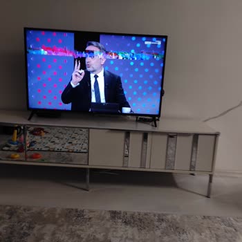 Spor Ve Film Kanallarında Sürekli Yayın Donması Ve Müşteri Hizmetlerine Ulaşılamaması