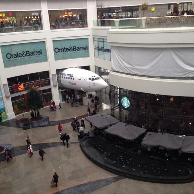 Açık Alanda Yoğun Sigara Dumanı Nedeniyle Sağlığımız Tehdit Altında