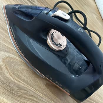 Garanti Kapsamındaki Ütü İçin Ücretli Tamir Talebi Ve Sürekli Kireç Sorunu