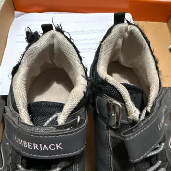 FLOdan Alınan Üç Ayakkabının Kısa Sürede Parçalanması Ve Değişim Talebinin Reddi