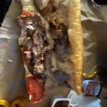 Arby's Füme Kaburga Menüsünde Eksik Et Ve Yanlış Ürün Gönderimi!