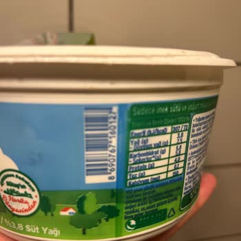 Yoğurt Kabında Erimiş Plastik Ve Başka Bir Kabın Çıkması Sağlık Riski Yarattı