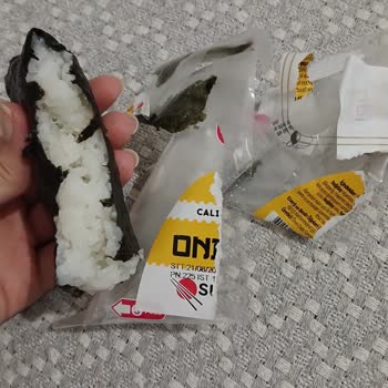 California Onigiri'de Dolgu Eksikliği Ve İletişimsizlik