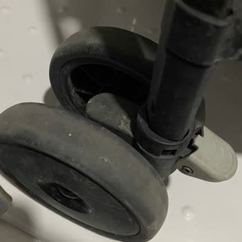 Kraft Bebek Arabasında Ön Tekerlek Sorunu Ve Yedek Parça Talebi