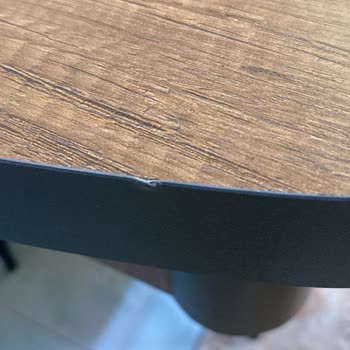 Çizik Ve Hatalı Yemek Masası Teslimatı Sonrası Çözümsüzlük Yaşadım