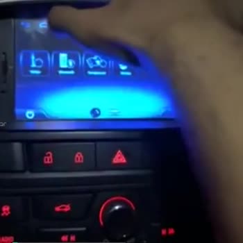 Opel Astra Multimedya Tema Renk Hatası