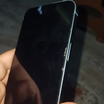 Aldığım Ekran Koruyucu Darbe Almadan Çatladı, Değişim Talep Ediyorum