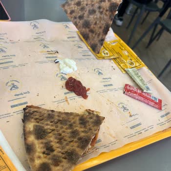 Adabella Şubesinde İlgisiz Hizmet Ve Kalitesiz Pizza Deneyimi