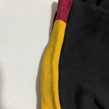 İlk Yıkamada Boyası Atan Tişört Ve Yetersiz Müşteri Hizmetleri