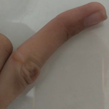 Hakikat Kırtasiye Handheld 3 Speed Fan Model Ürün Şarj Ettiğimizde, Kablosunda Erime Meydana Geldi!