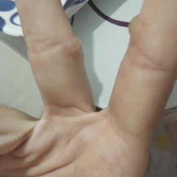 Hakikat Kırtasiye Handheld 3 Speed Fan Model Ürün Şarj Ettiğimizde, Kablosunda Erime Meydana Geldi!