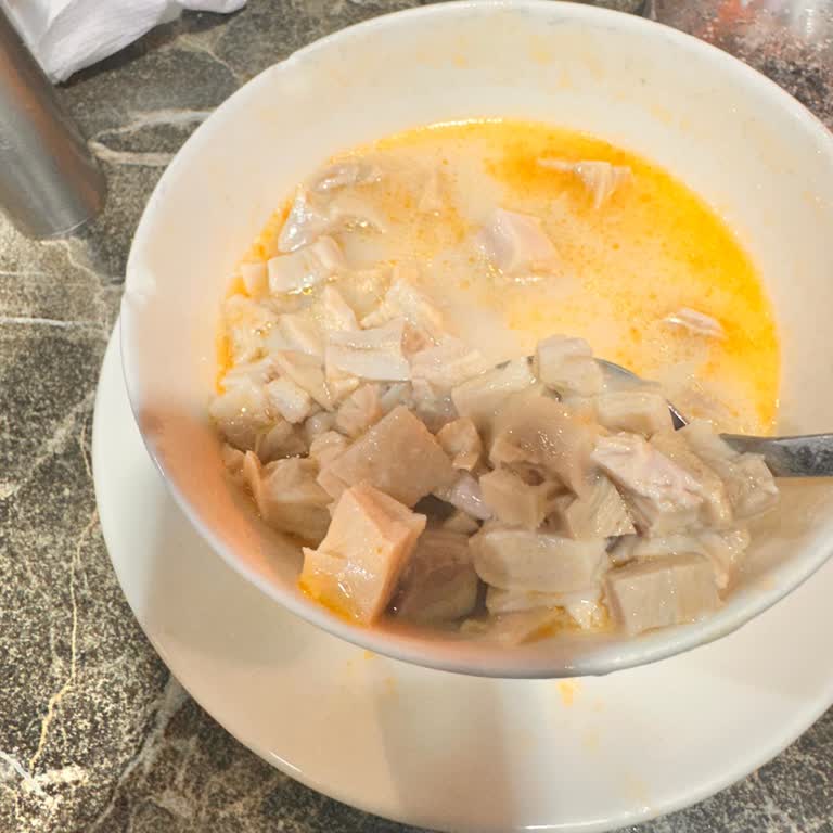 Alibeyköy Çorbacısı'ndan Gelen Çorbalar Çok Kötüydü