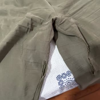 Yeni Alınan Pantolonun Dikişleri Kısa Sürede Söküldü Mağduriyetim Giderilmiyor