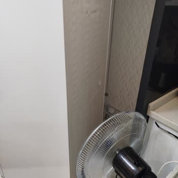 Garantili Bosch Buzdolabıma Servis Gelmeden Ücret Talep Edildi, Çözüm Sunulmuyor