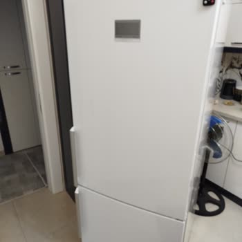 Garantili Bosch Buzdolabıma Servis Gelmeden Ücret Talep Edildi, Çözüm Sunulmuyor