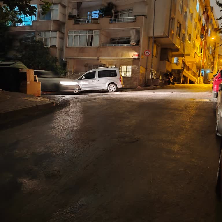 Elektrik Direği Arızası Bir Aydır Giderilmiyor