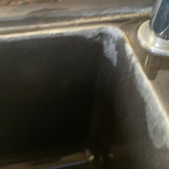 Yeni Alınan Franke Evyede İlk Kullanımdan İtibaren Kalıcı Lekeler Oluştu