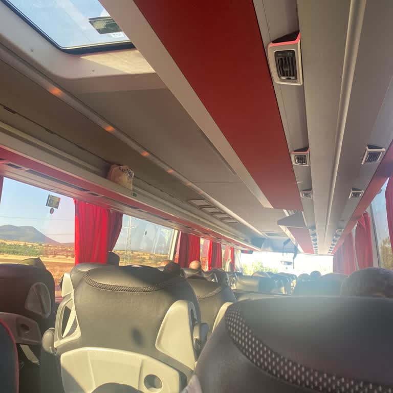 Uzun Yolculukta Gecikme, Yetersiz İkram Ve Hizmet Kalitesizliği