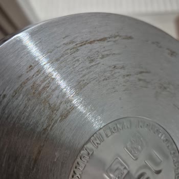 Satın Aldığım Sahan Setinde Kısa Sürede Tüm Parçalarda Paslanma Sorunu Yaşadım