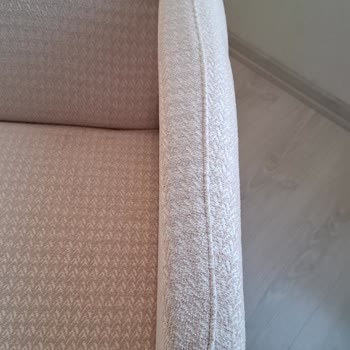 Mağazada Beğendiğim Koltuk Takımı Yerine Kalitesiz Ve Kusurlu Ürün Teslim Edildi, İade Veya Değişim Talebim Cevapsız Kaldı