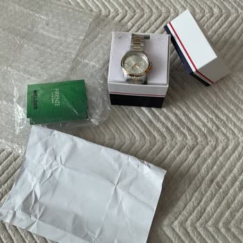 Siparişimde Hediye Paketi Ve Not Eksik, Kutu Da Kirli Geldi