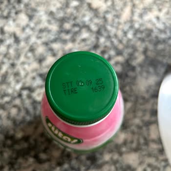 Sütaş Son Kullanma Tarihi Geçmemiş Kefirde Ekşi Koku Ve Pütürleşme Şoku