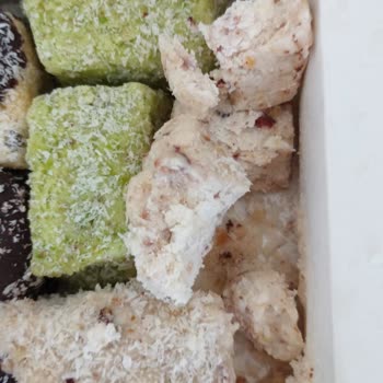 Bayat Ve Aşırı Hindistan Cevizli Lokumlar Hayal Kırıklığı Yarattı