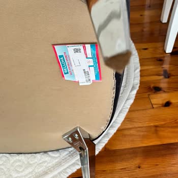 Bellona Koltuk Takımında Eksik Parça Nedeniyle Parke Çiziliyor Müşteri Hizmetleri İlgisiz