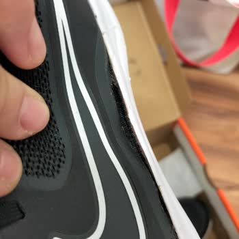 FLO'dan Aldığım Nike Ayakkabıda Taban Çökmesi Ve Garanti Reddi Şoku
