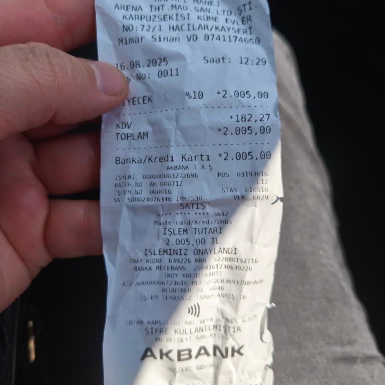 Kahvaltı Mekanında Kötü Ürün Kalitesi Ve İlgisiz Hizmet Nedeniyle Ücret İadesi Talebi