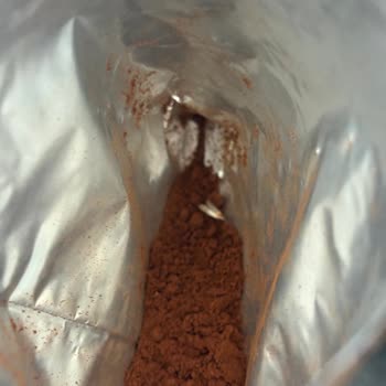 Aldığım Türk Kahvesinin İçinden Kelebek Çıktı, Ürün Bozuk Çıktı