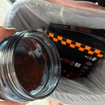 Aldığım Türk Kahvesinin İçinden Kelebek Çıktı, Ürün Bozuk Çıktı