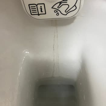 Vitra Asma Klozetlerde Garanti Kapsamı Dışında Kalan Leke Sorunu Mağduriyeti