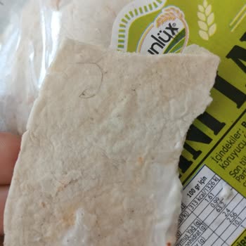 Aldığım Lavaş Ekmeğin İçinden Kıl Çıktı